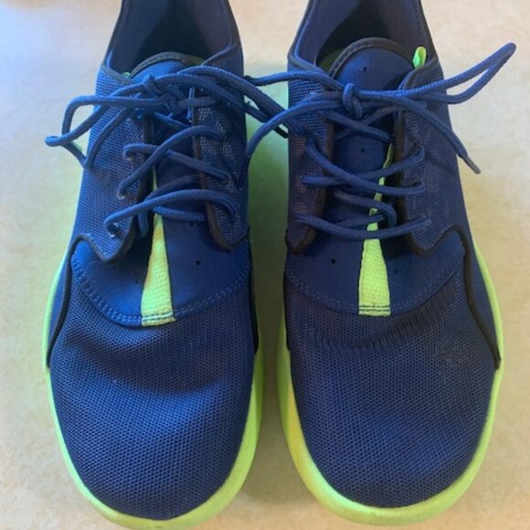 Air Jordan Eclipse 724042-406 Sneakers 6.5 / 8 - Picture 5 of 10